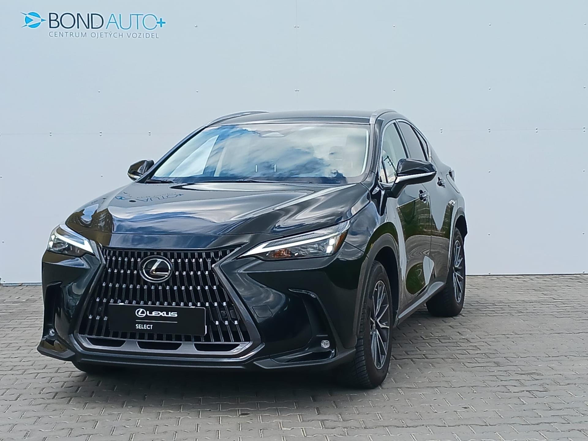 Lexus NX 450h+ 2,5 HSD e-CVT EXECUTIVE PHEV E-FOUR