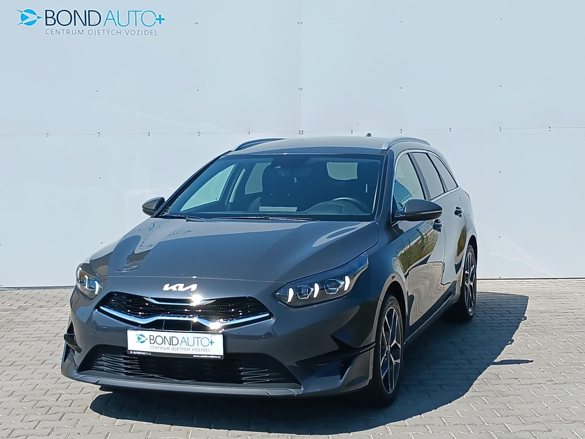 KIA Ceed 1.5 T-GDi 7DCT TOP Smartkey