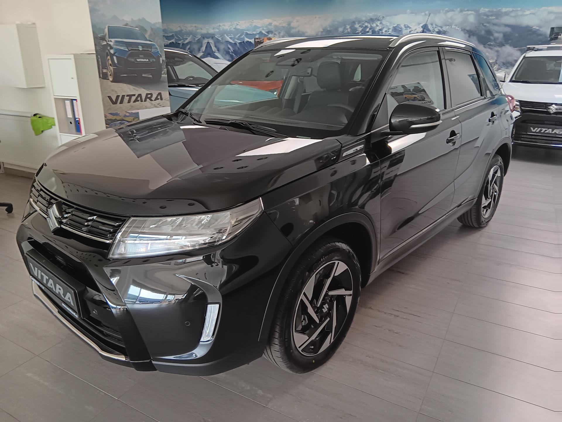 Suzuki Vitara ELEGANCE 1,4 HYBRID  4×4 – VÝPRODEJ SKLADU