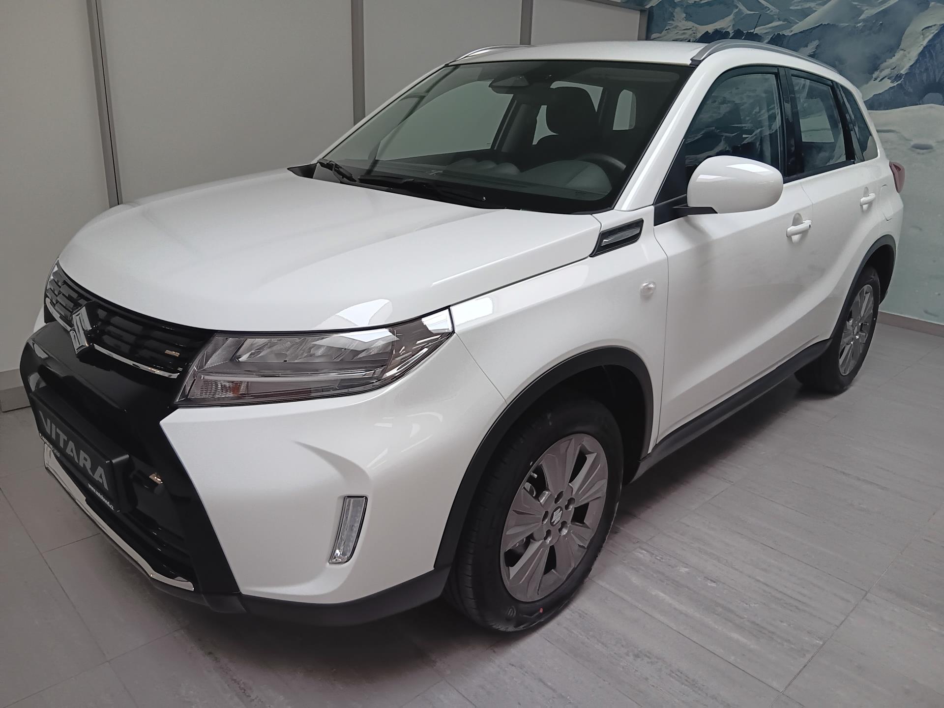 Suzuki Vitara PREMIUM 1,4 HYBRID 4×4 – VÝPRODEJ SKLADU