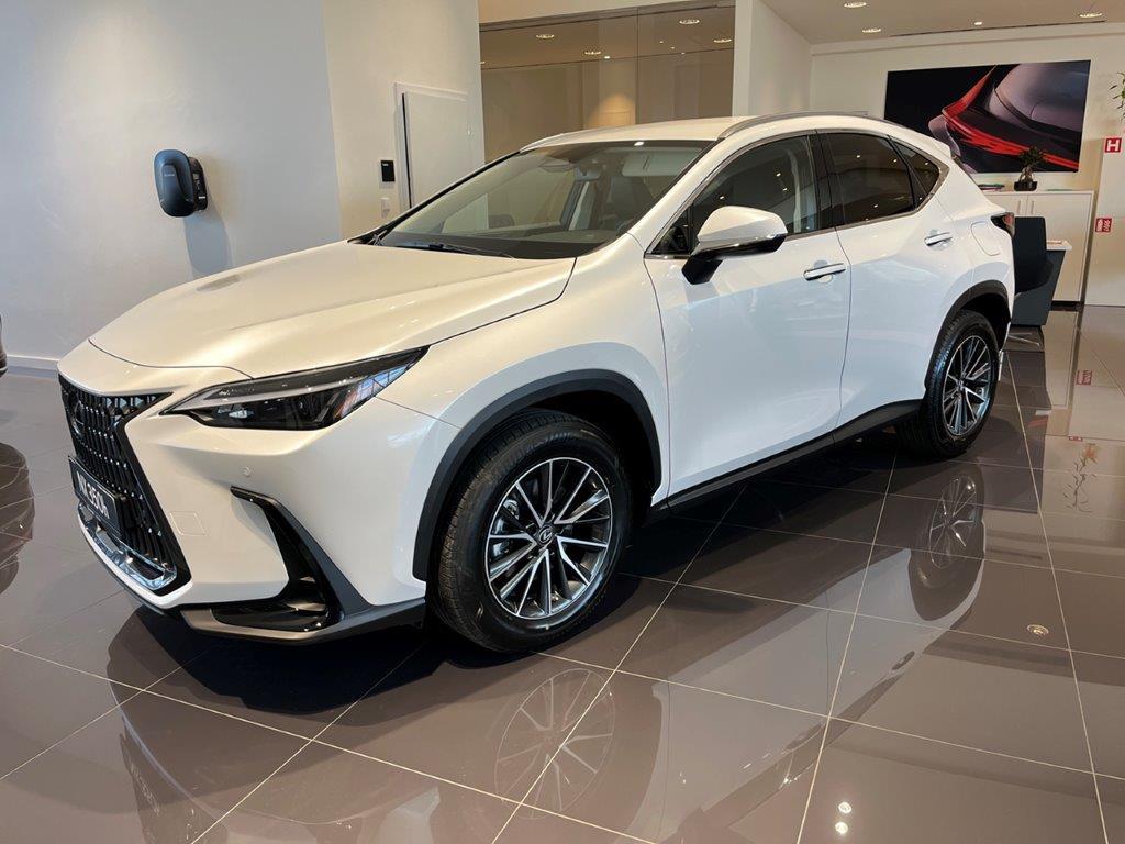 Lexus NX 350h 2,5l