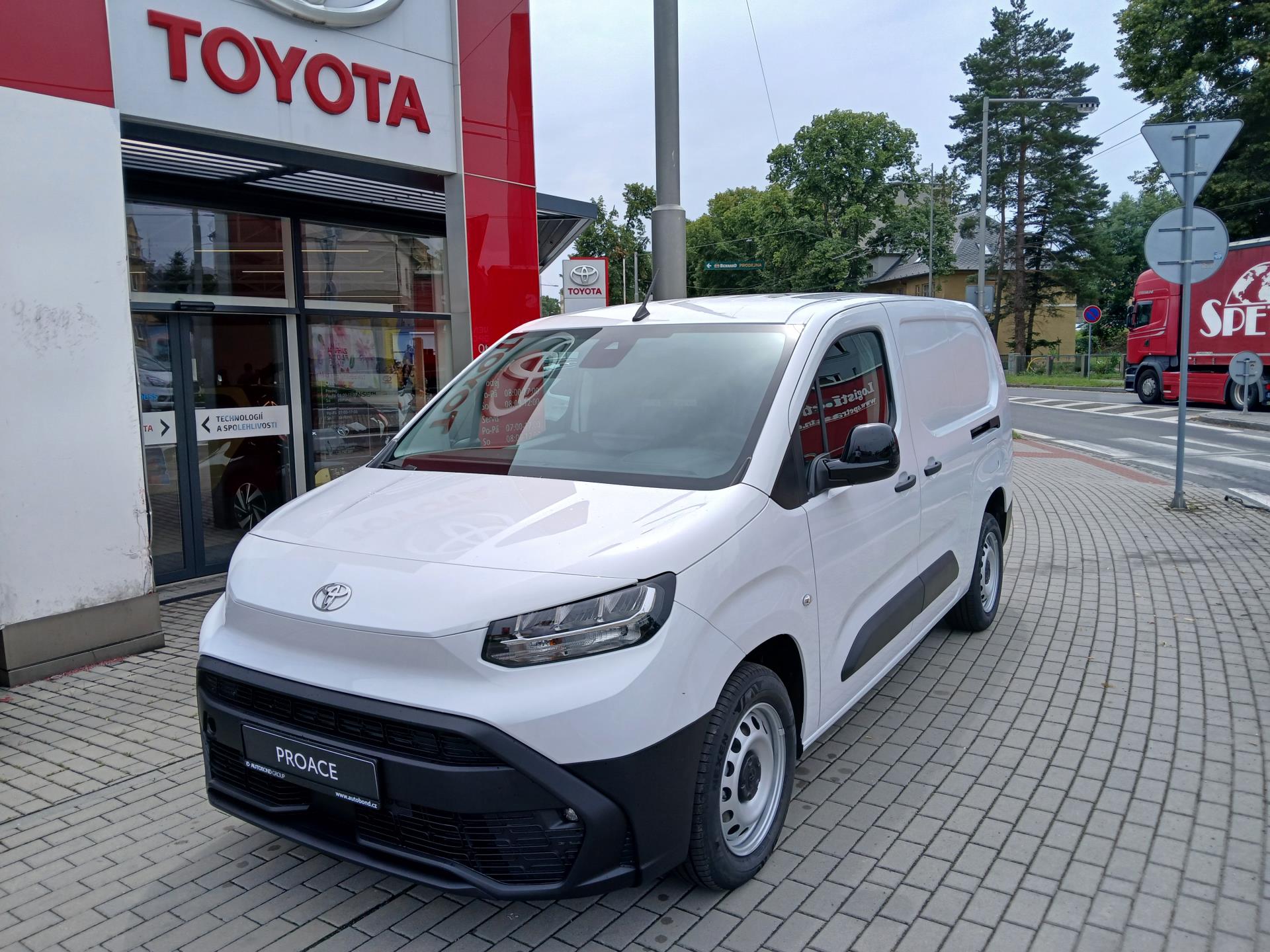 Toyota ProAce City Toyota Proace city panel van 1,5  6MT 100k Active multimedia extra