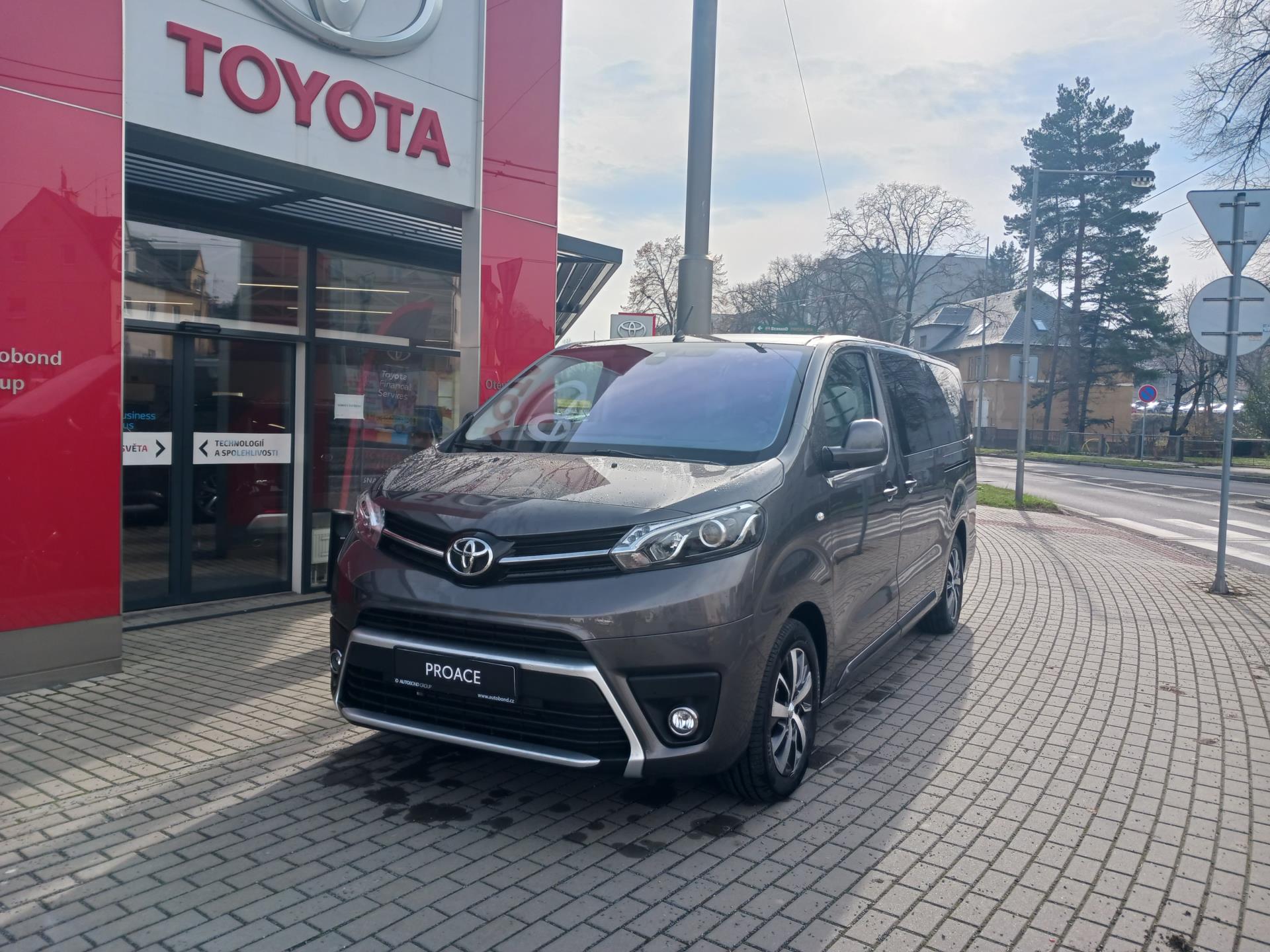 Toyota ProAce Verso 2.0 Diesel 8AT, Family 8S Comfort+Navi