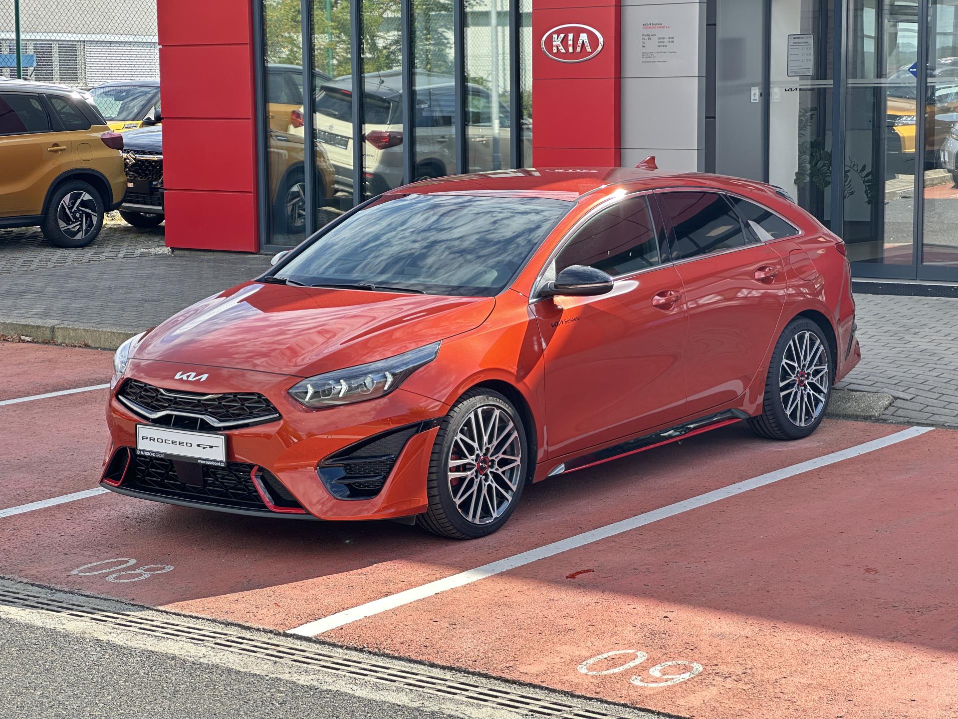 KIA ProCeed 1,6 T-GDi GPF 7DCT GT !SKLADEM!