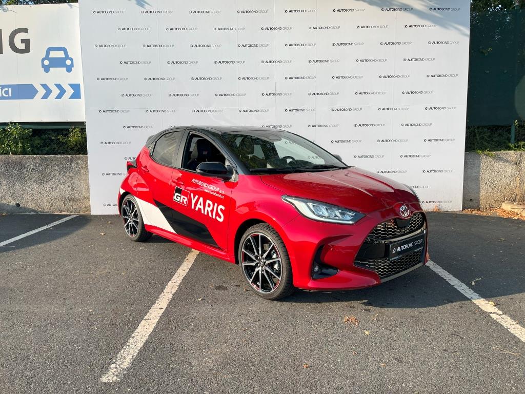 Toyota Yaris 1.5 HEV 130  CVT GR Sport