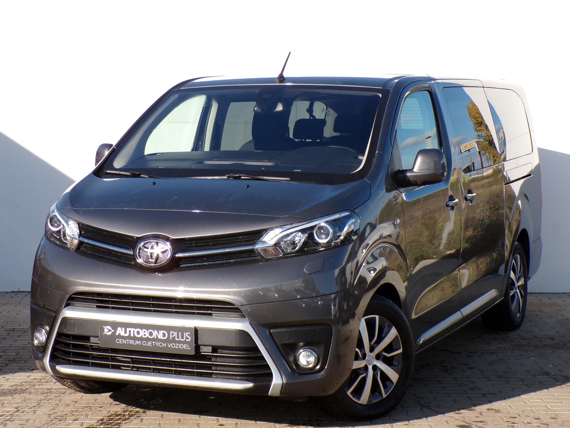 Toyota Proace L2 2.0 D-4D 130kW 8AT Family