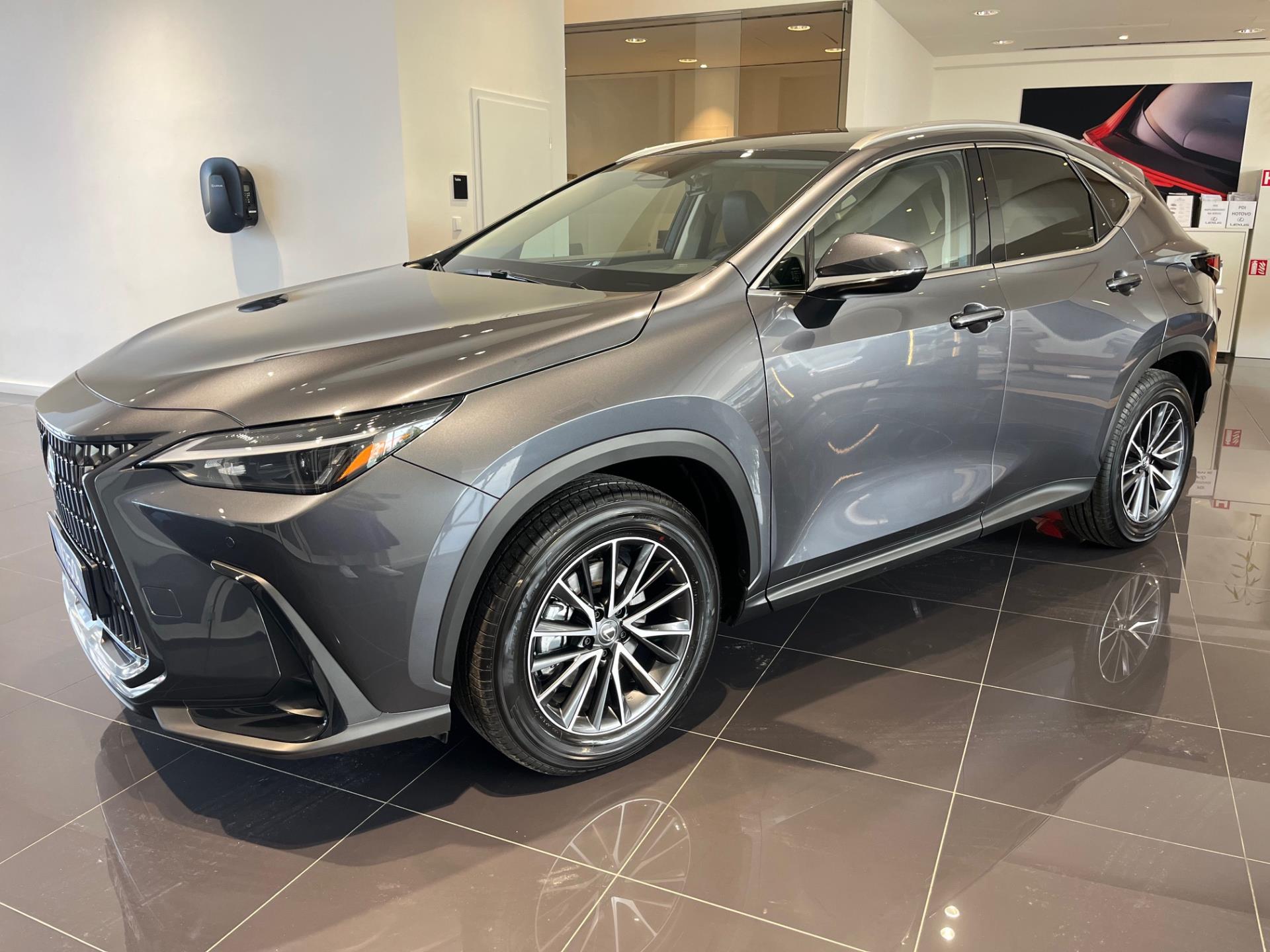 Lexus NX 350h 2,5l