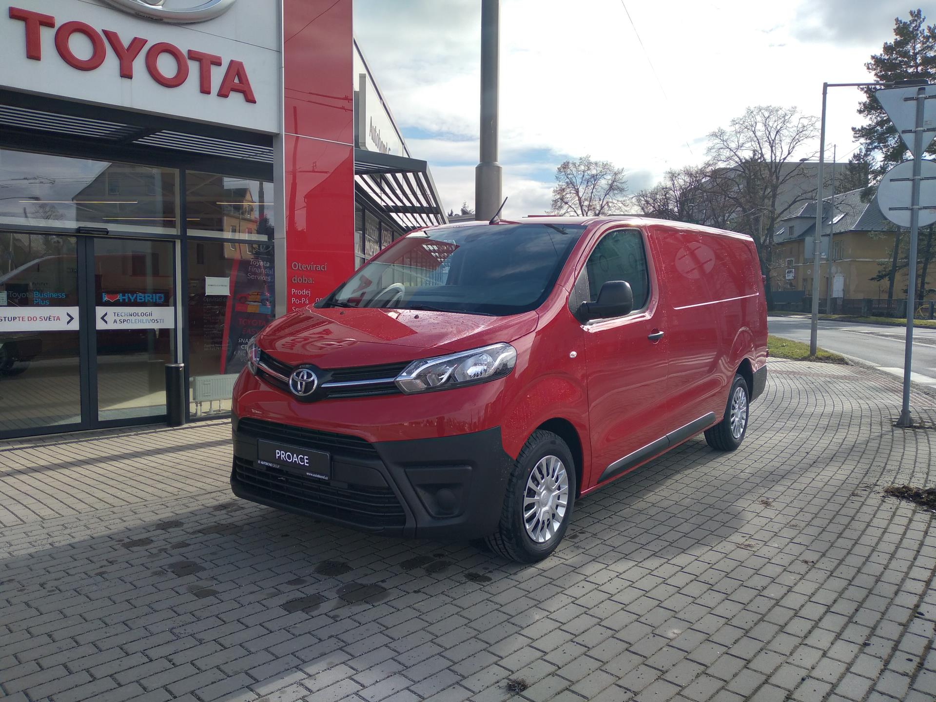 Toyota ProAce 2,0 D 140 6MT L2