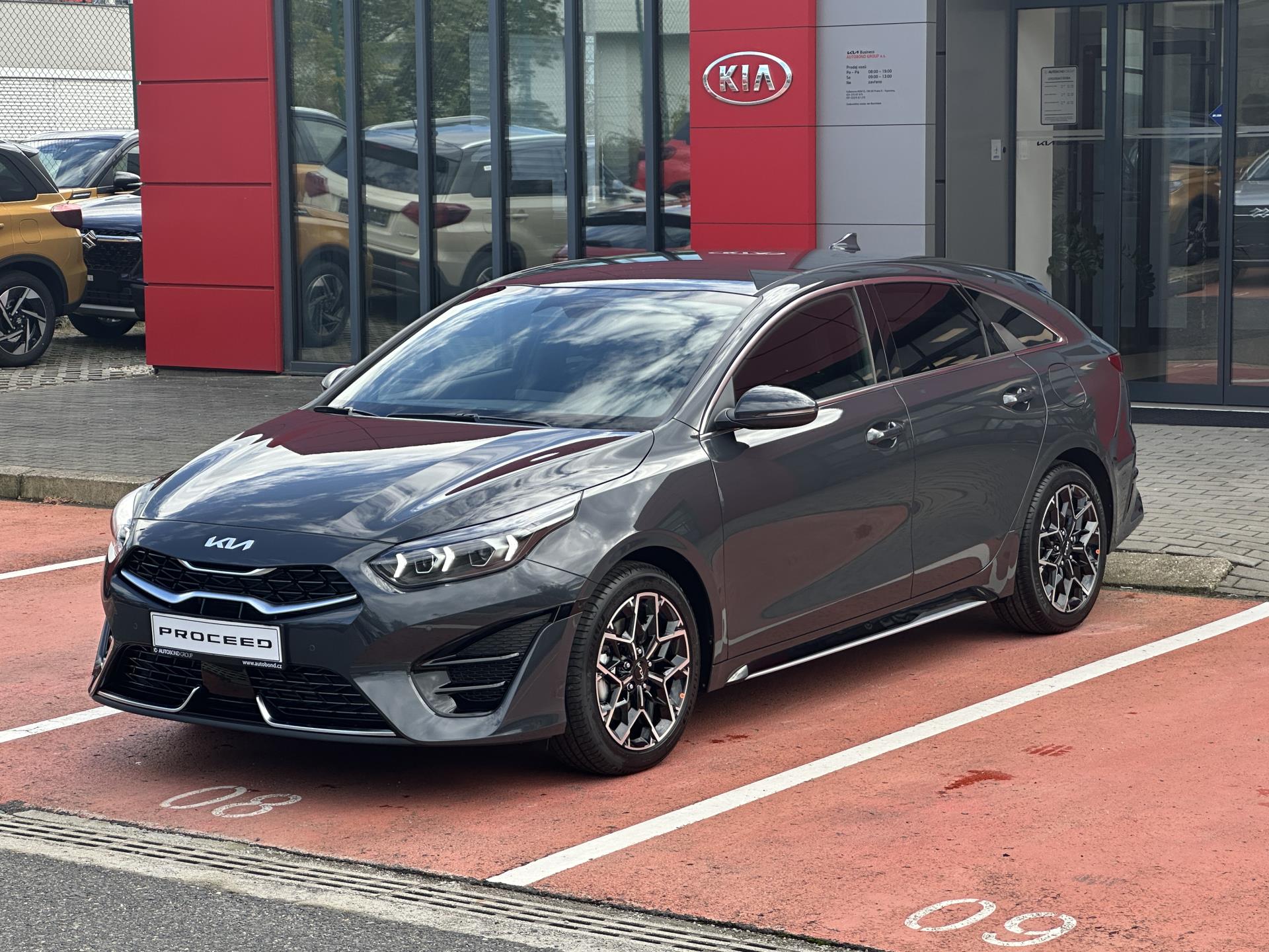 KIA ProCeed 1,5 T-GDi GPF 7DCT GT LINE PLUS (2025)