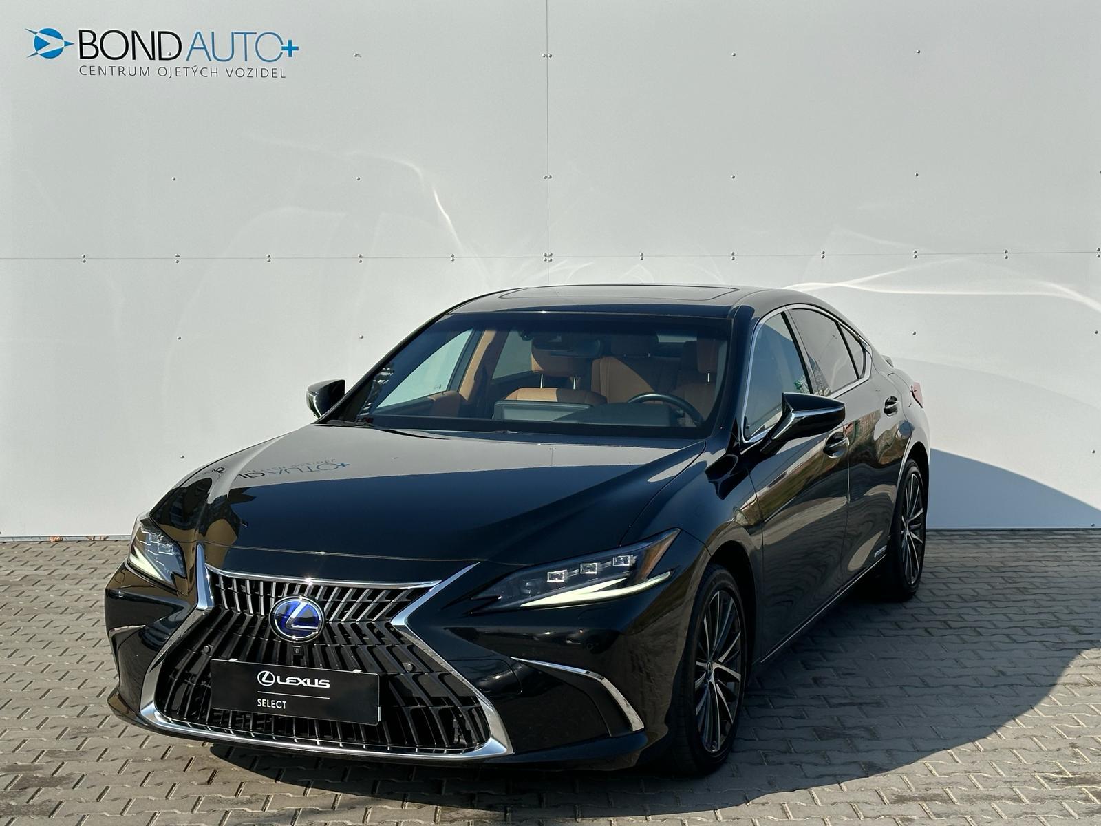 Lexus ES 300h 2,5 HSD e-CVT 300h Prestige TOP