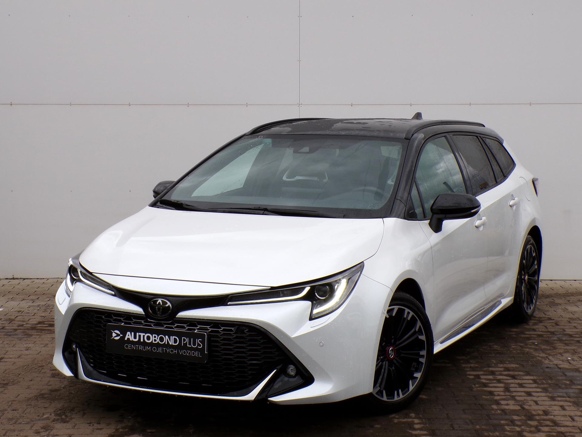 Toyota Corolla 2.0 HSD e-CVT GR-Sport