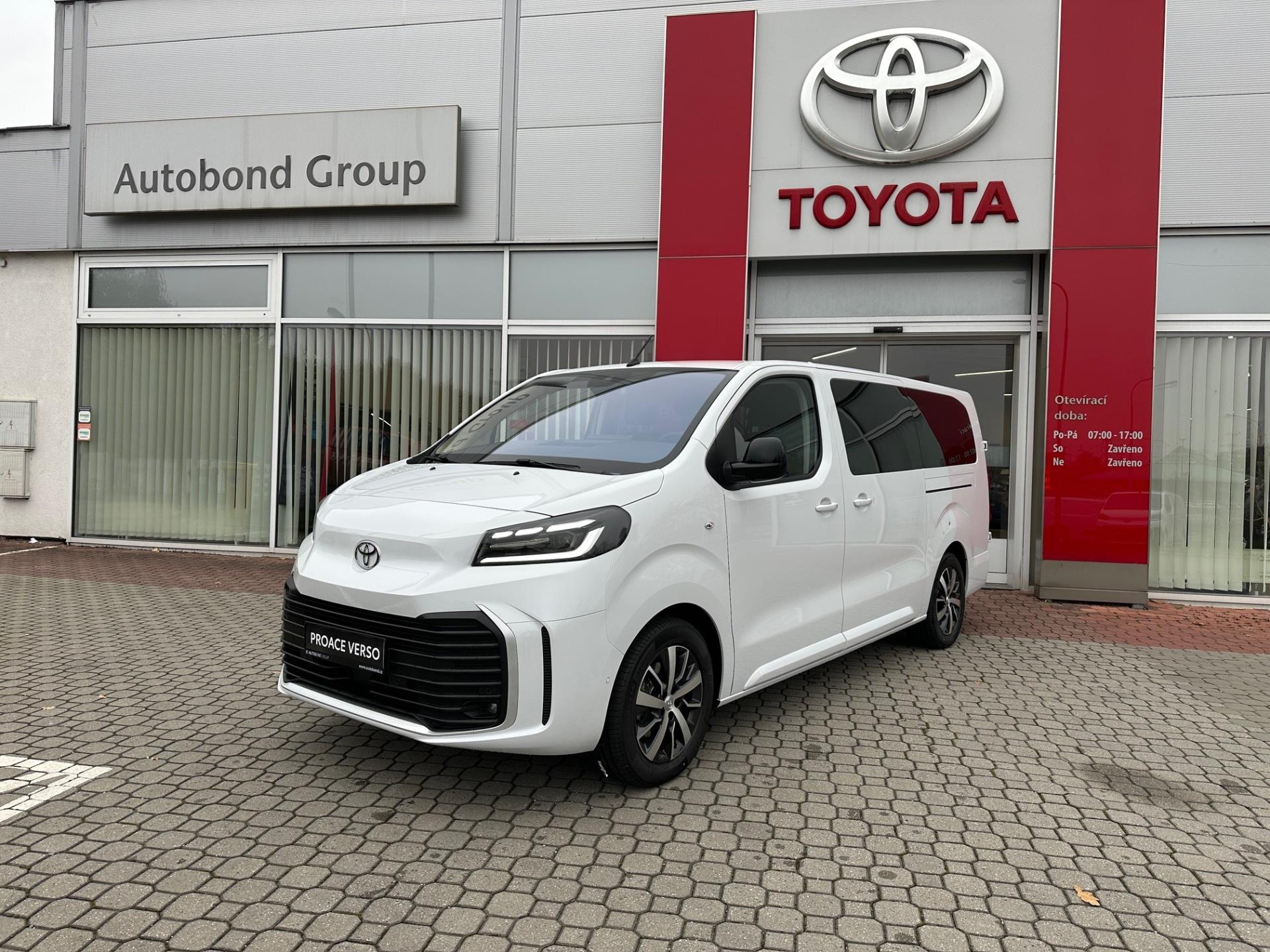 Toyota Proace Verso 2.0D 8AT Business 9s Comfort + Tažné zařízení