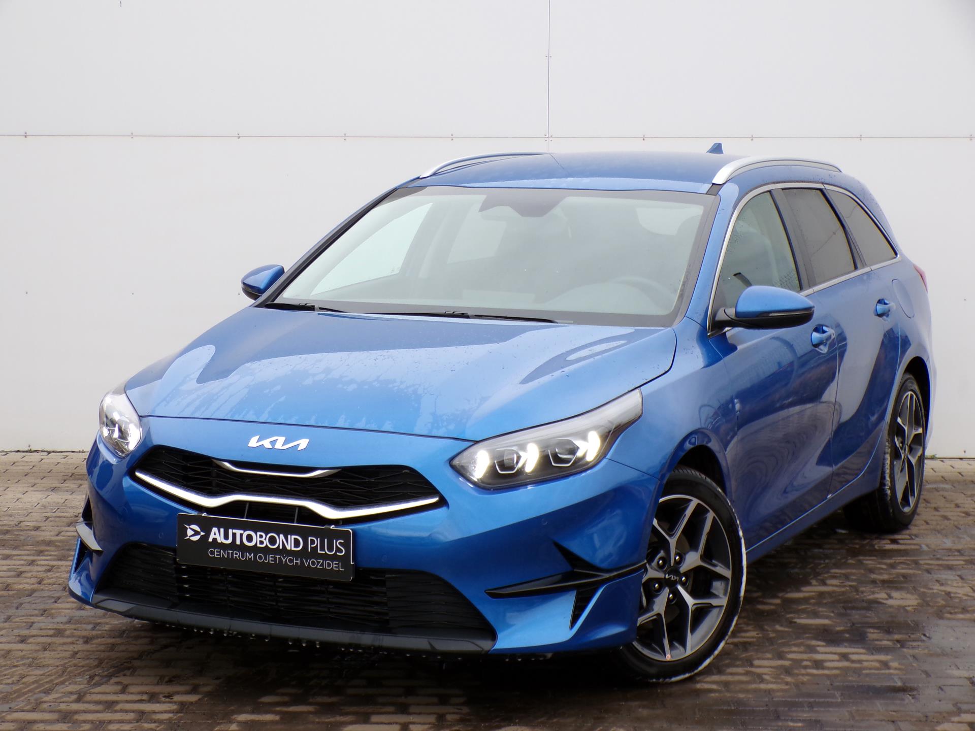 KIA Ceed 1.5 T-GDI 7DCT TOP Bussines