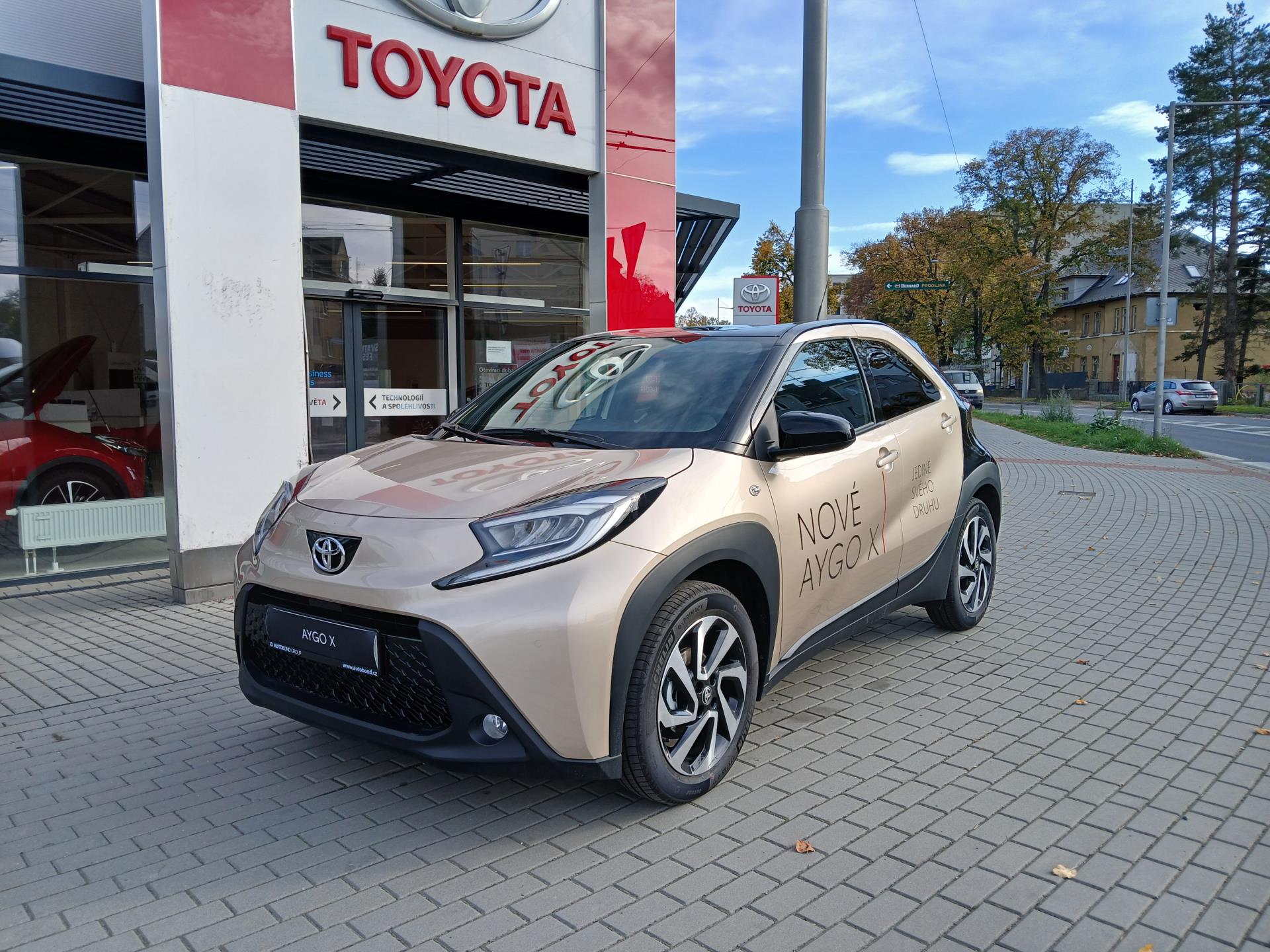 Toyota Aygo X 1,0 L Mechanická převodovka