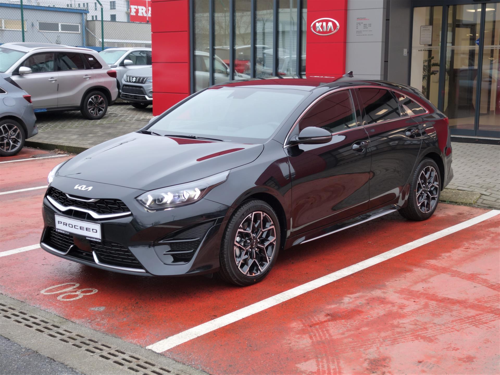 KIA ProCeed 1,5 T-GDi GPF 7DCT GT LINE PLUS*