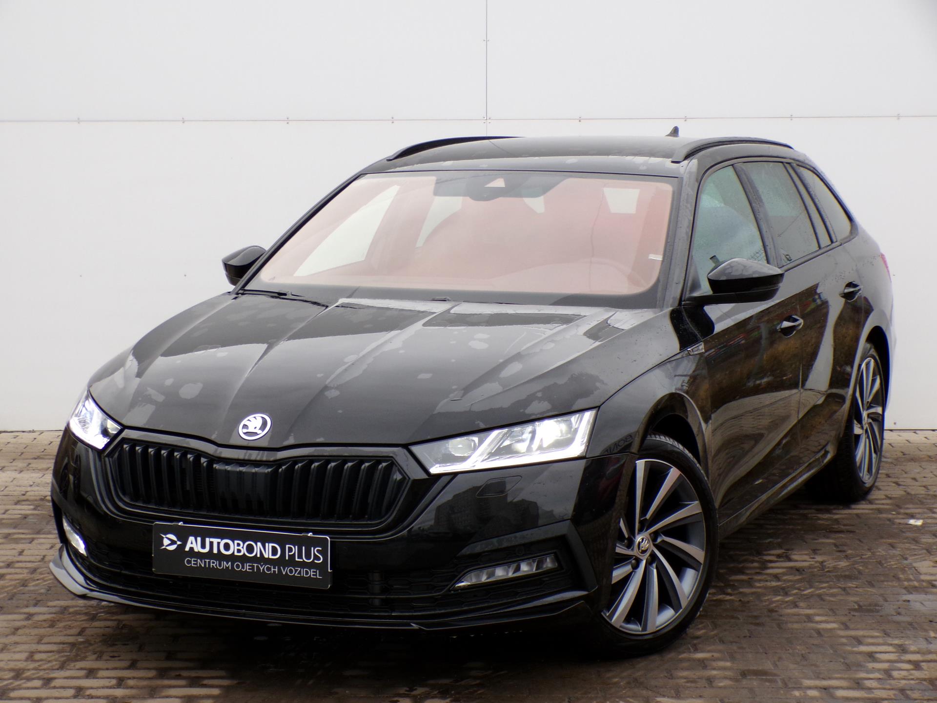 Škoda Octavia 2.0 TDI DSG / 110 kW SportLine