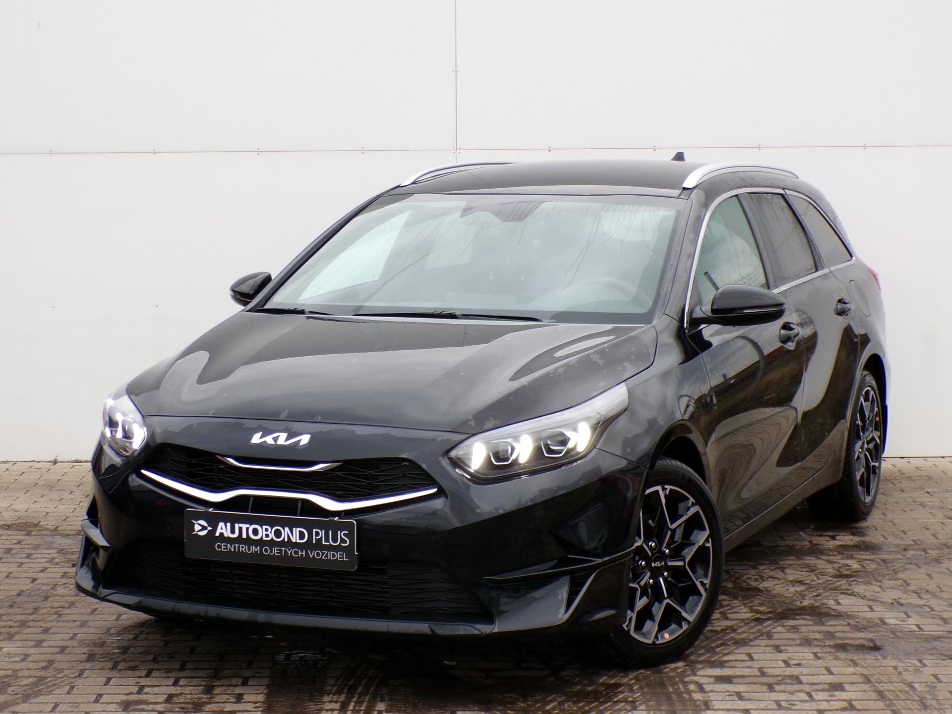 KIA Ceed 1.5 T-GDI 103kW Edice 30