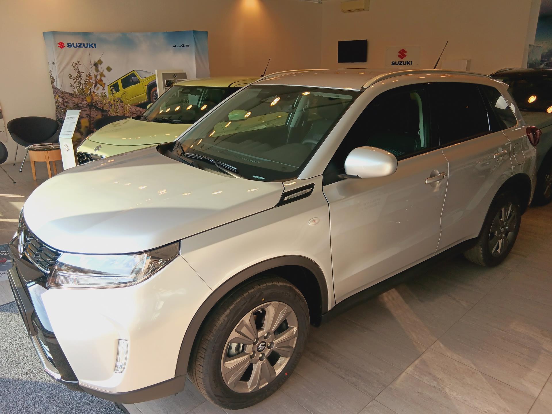 Suzuki Vitara PREMIUM 1,4 HYBRID M/T 4×2 MY24