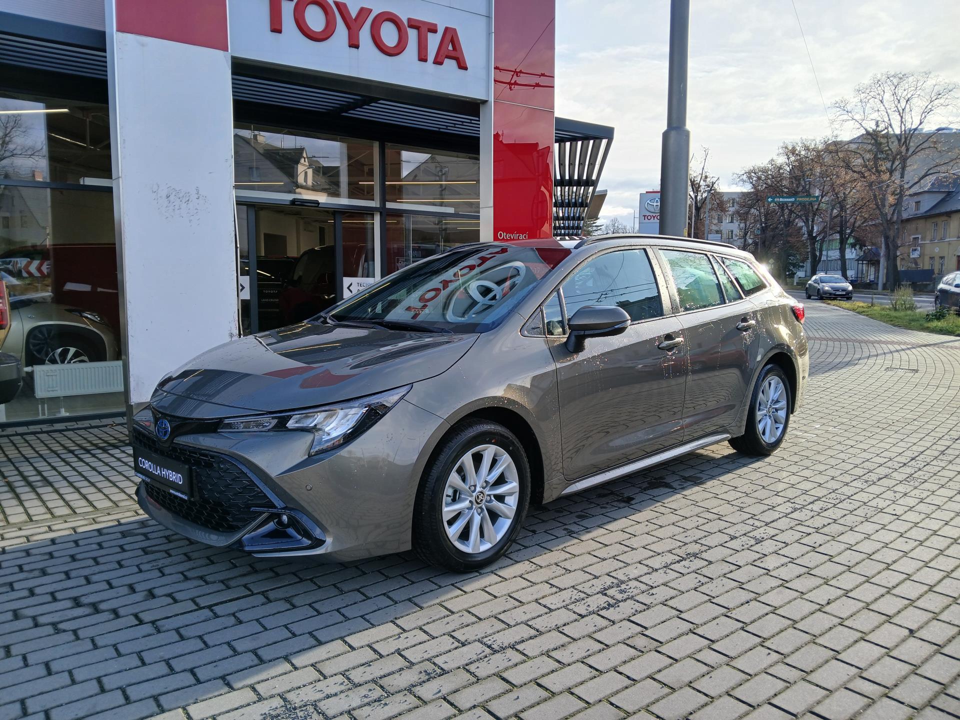 Toyota Corolla Corolla TS 1.8 HEV 140k Comfort Tech