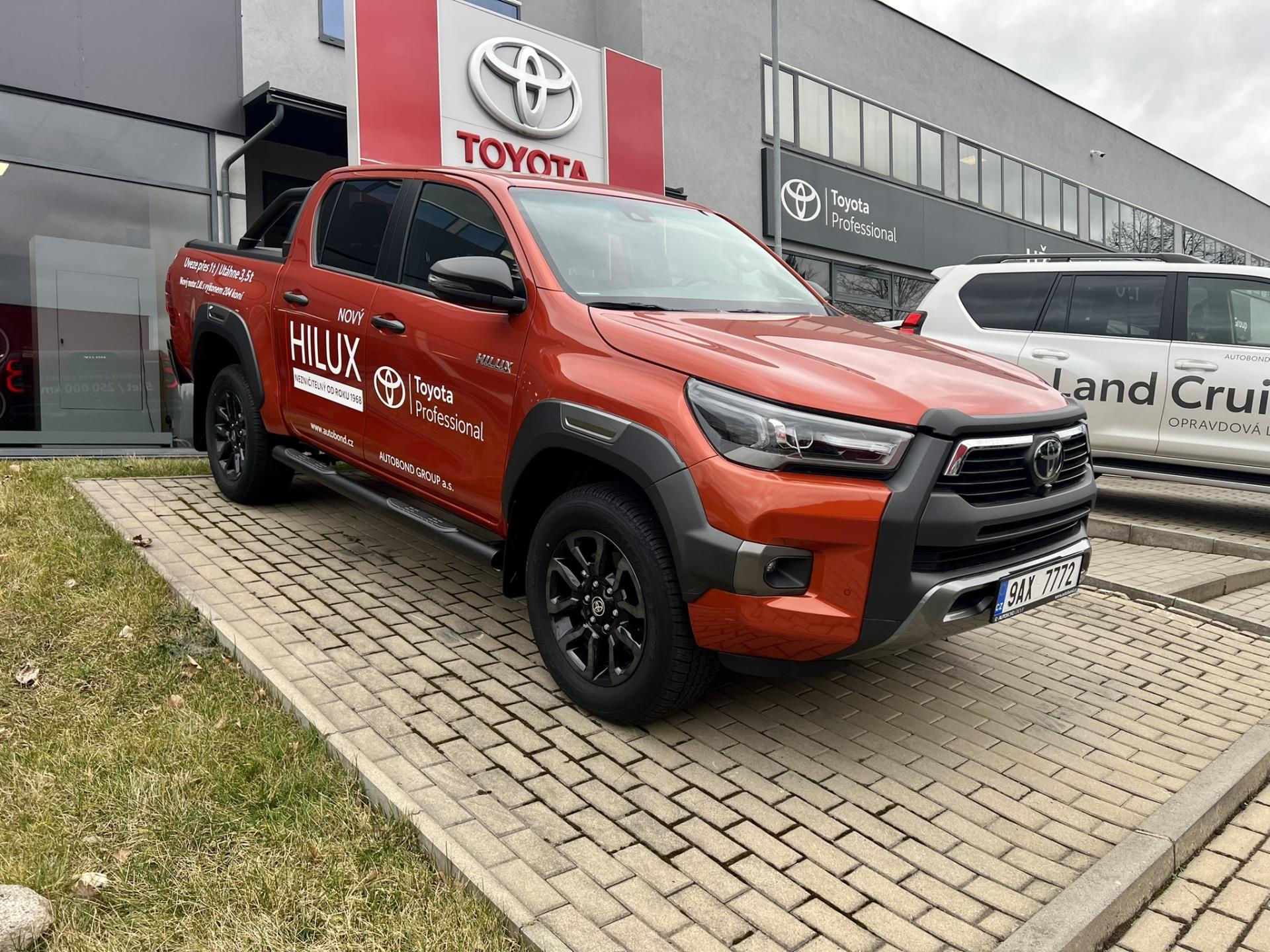 Toyota Hilux 2,8 L AT Invincible