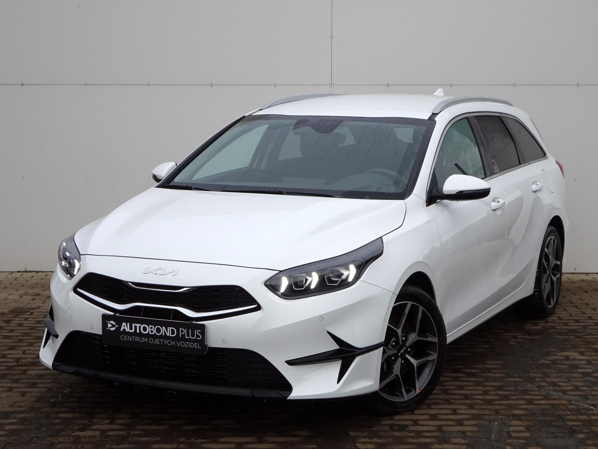 KIA Ceed 1.5 T-GDI 7DCT TOP Business