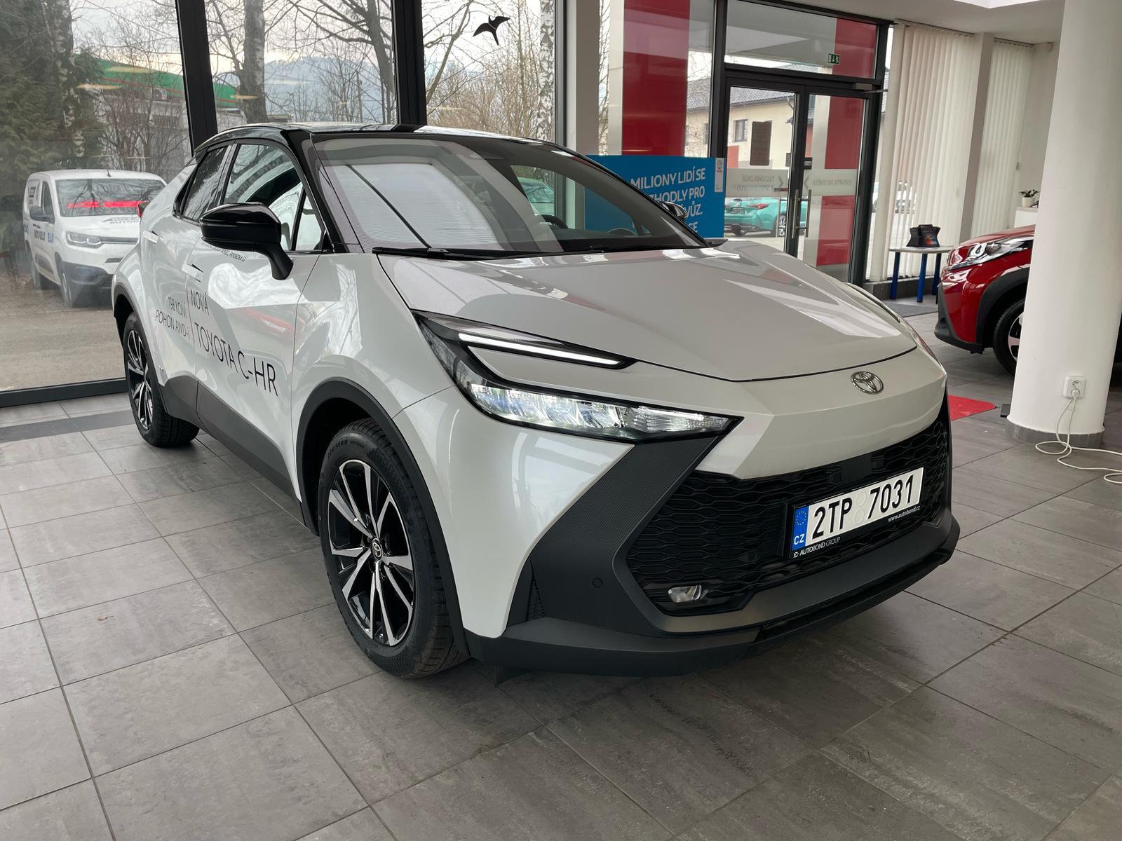 Toyota C-HR 2.0 Hybrid 4×4, Style