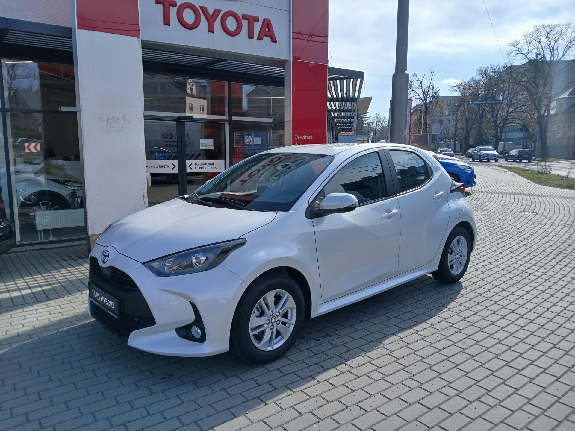 Toyota Yaris Yaris NG MC 24 1,5TNGA HEV 116 CVT Style